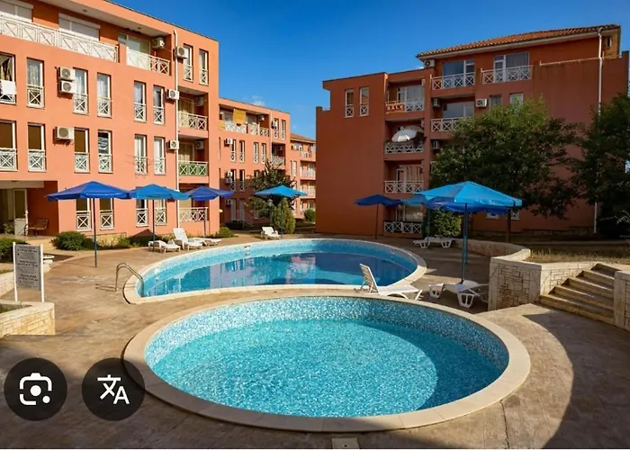 Апартаменты Sunny Day 6 One Bedroom