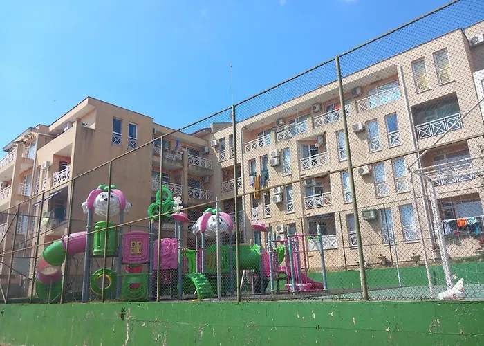 Sunny Day 6 One Bedroom * Солнечный берег